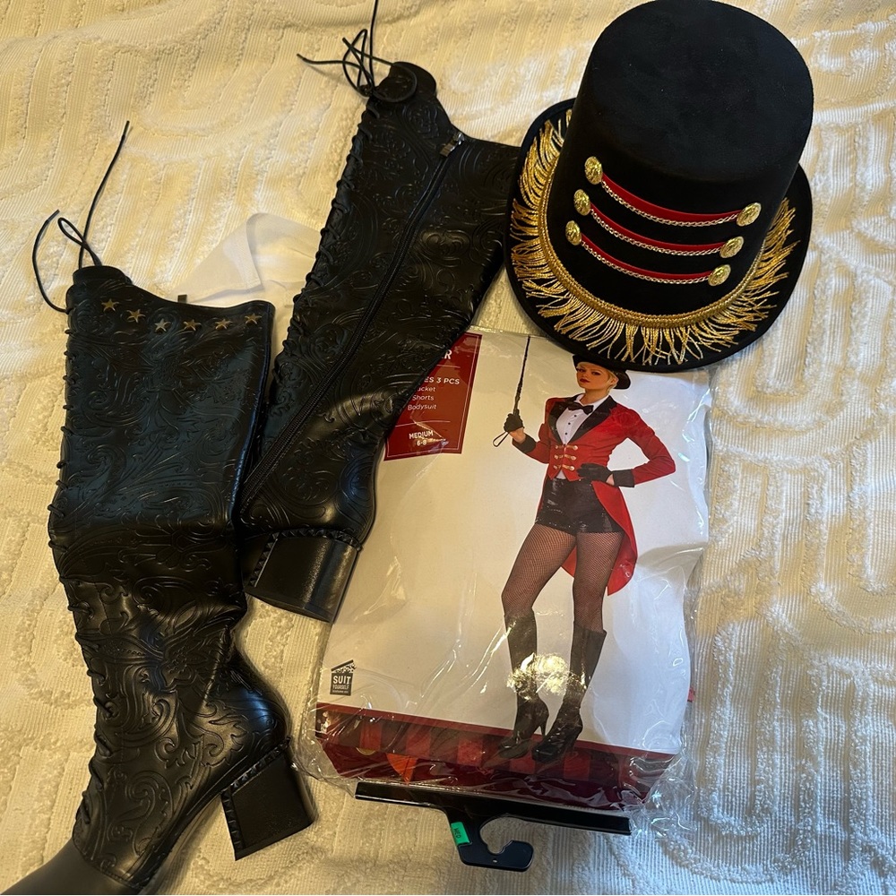 Circus ringleader costume